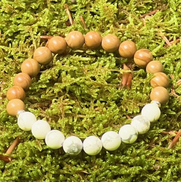 Bracelet Bois fossilisé & Howlite