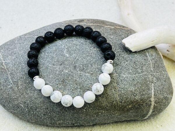 Bracelet Pierre de lave & Howlite 8mm – Image 2