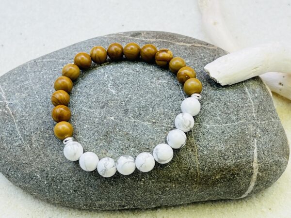 Bracelet Bois fossilisé & Howlite 8mm – Image 2