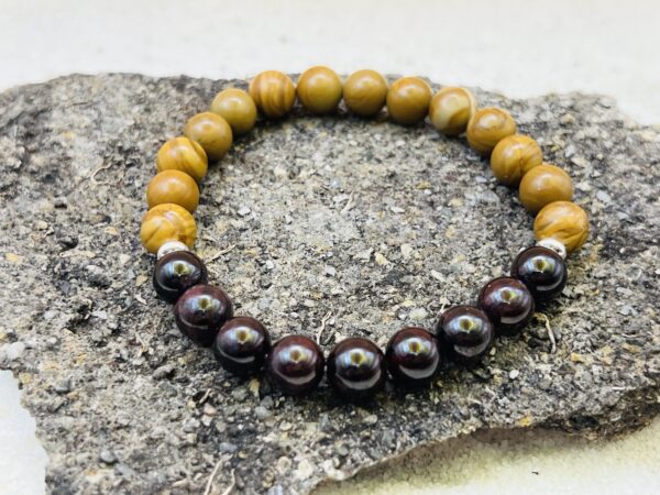 Bracelet Bois fossilisé & Grenat 8mm