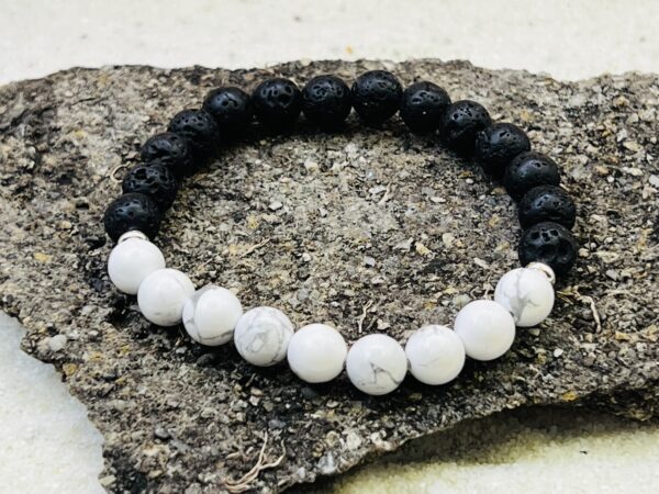 Bracelet Pierre de lave & Howlite 8mm
