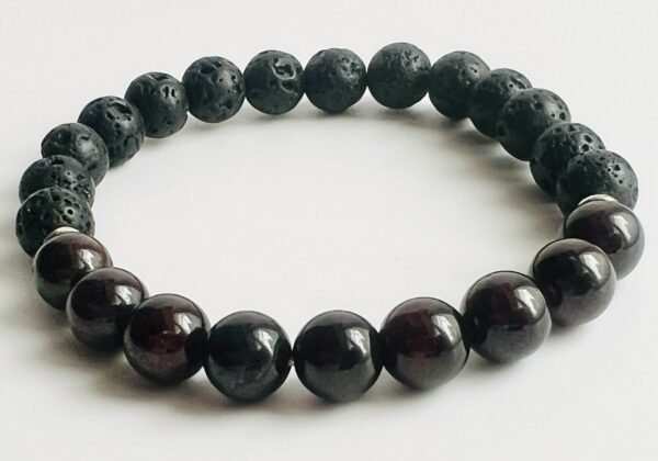 Bracelet Pierre de lave & Grenat 8mm – Image 3